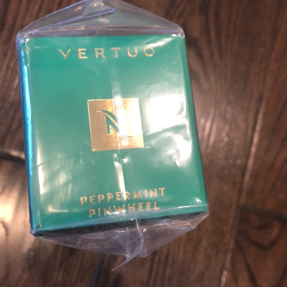 Nespresso Vertuo Peppermint Pinwheel coffee pods 1 box/ 10 pack
